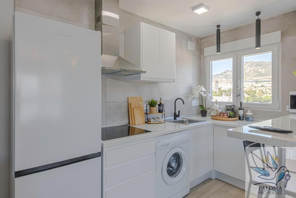 Wonderful Studio Apartment On The Beachfront Benalmádena Exterior foto