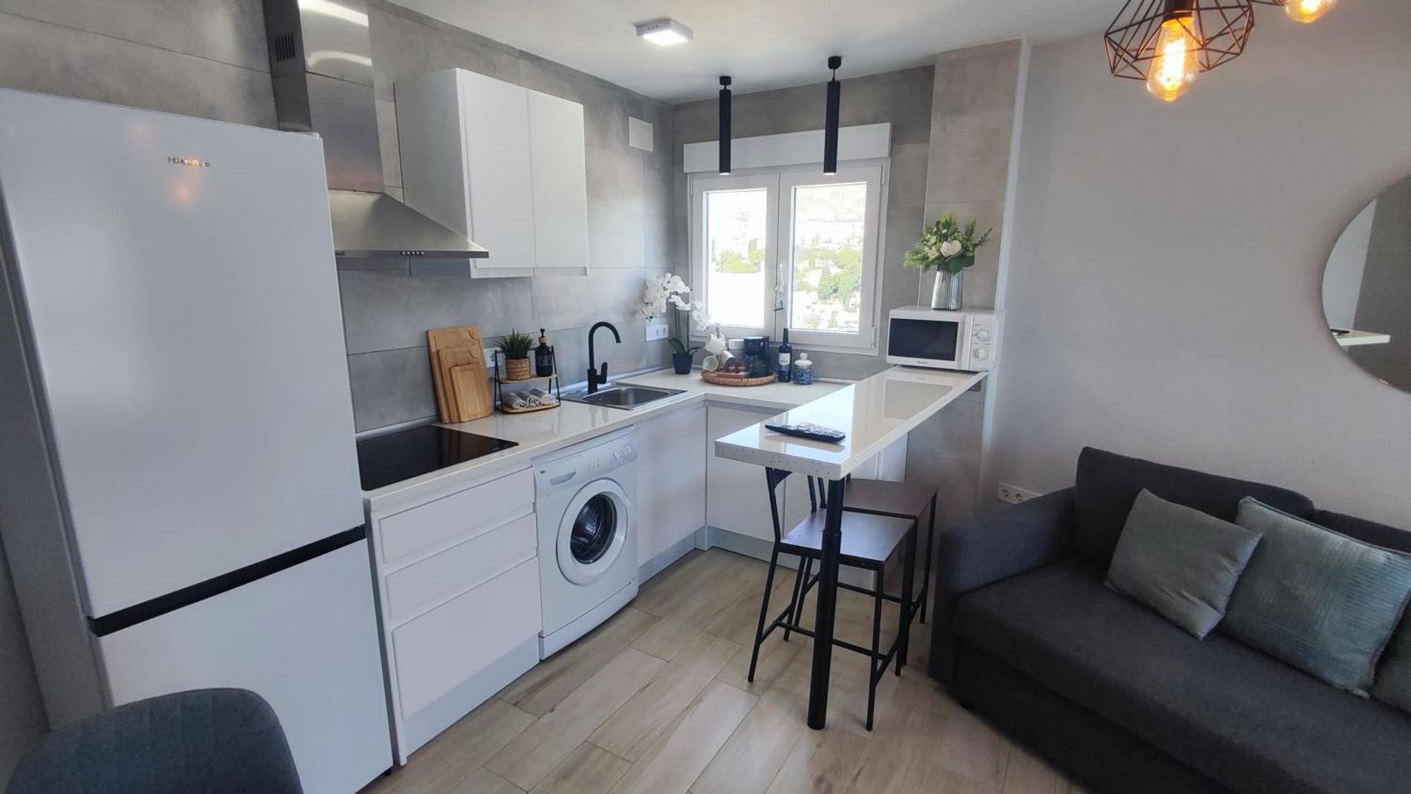 Wonderful Studio Apartment On The Beachfront Benalmádena Exterior foto