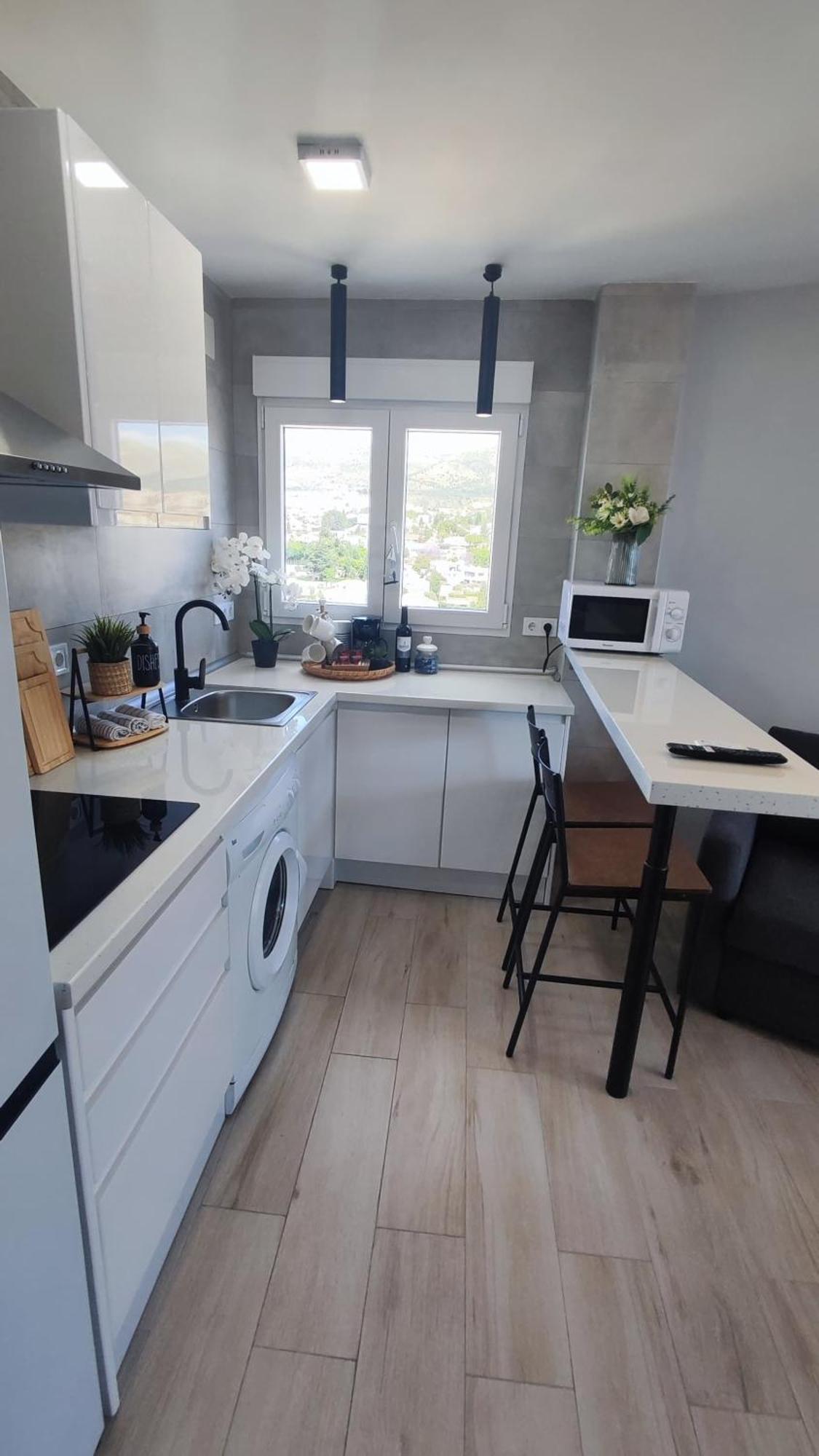 Wonderful Studio Apartment On The Beachfront Benalmádena Exterior foto